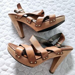 Banana Republic wooden heels leather studs edgy 8